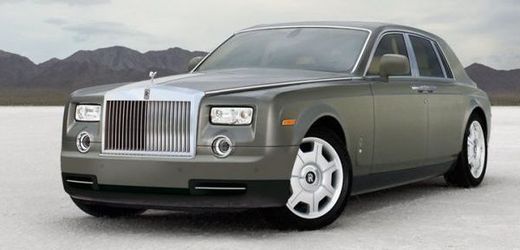 Rolls-Royce Phantom v moderním kabátě (ilustrační foto).