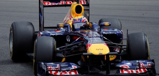 Na vozy Red Bullu se v Maďarsku chystá hon.