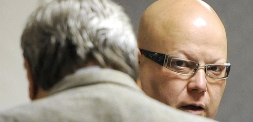 Advokát Julius Kramarič čelí obvinění z podplácení.