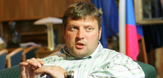 Bývalý ministr dopravy a současný boss fotbalové Slavie Aleš Řebíček.