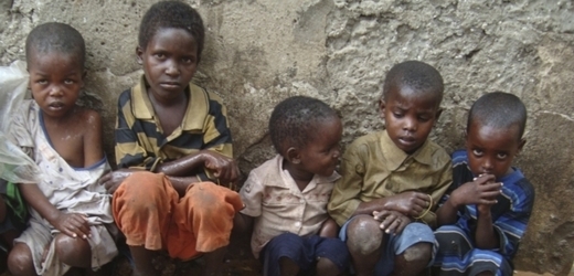 Sucho a hlad zabilo skoro třicet tisíc somálských dětí.