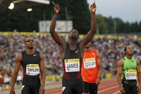 V Londýně byl na 400 m James nepřekonatelný.