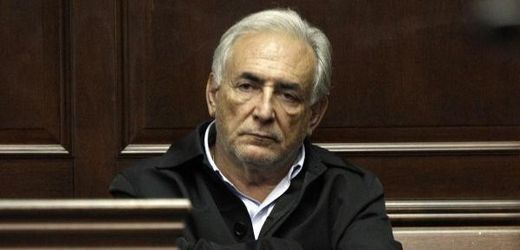 Dominique Strauss-Kahn u soudu.