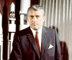 Von Braun skončil u NASA, podílel se na raketě Saturn V.