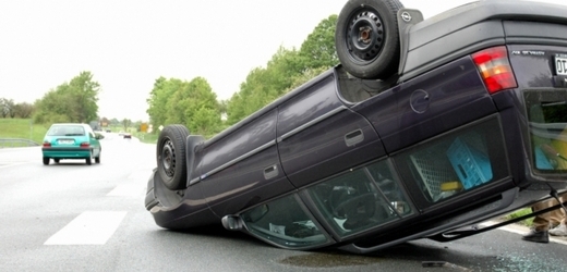 Autonehoda (ilustrační foto).