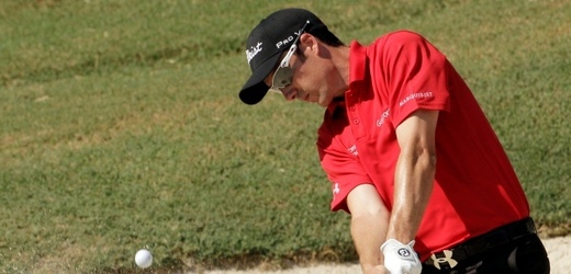 Golfista Oliver Fisher ovládl Czech Open.