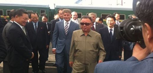 Kim  Čong-il dorazil do Amurské oblasti.