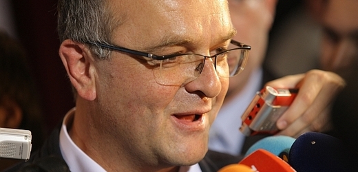 Ministr financí Miroslav Kalousek změny v daňové reformě odmítá. 