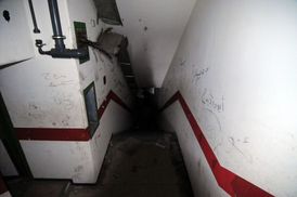 Tunely jsou i v Kaddáfího letním sídle v al-Bajdá. To rebelové obsadili na jaře.