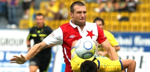 Benjamin Vomáčka (v červenobílém) posílí fotbalisty Baníku.