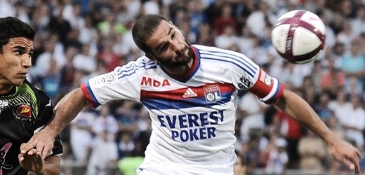 Fotbalisté Lyonu podvanácté v řadě postoupili do základní fáze Ligy mistrů.