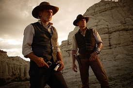 Kovbojové a vetřelci: Harrison Ford a Daniel Craig v hlavních rolích.