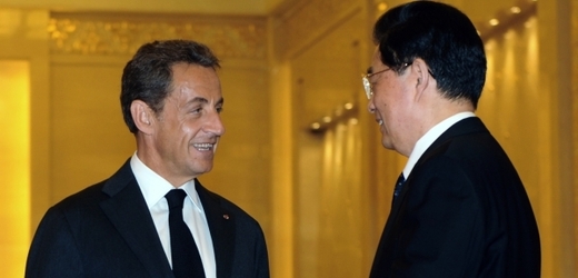 Francouzský prezident Nicolas Sarkozy a jeho čínský protějšek Chu Ťin-tchao.