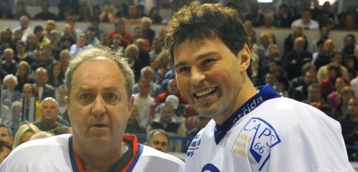 Milan Nový (vlevo) s Jaromírem Jágrem.