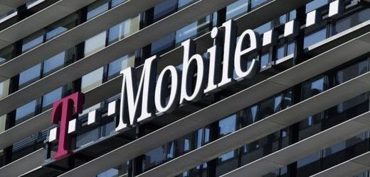 Americká federální vláda zablokovala telekomunikační společnosti AT&T její plán převzít mobilního operátora T-Mobile USA.