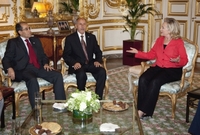 Hillary Clintonová se zástupci libyjské vlády.