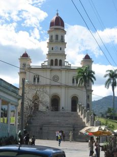 Basílica Santuario Nacional de Nuestra Señora de la Caridad del Cobre - domov sošky u Santiaga de Cuba.