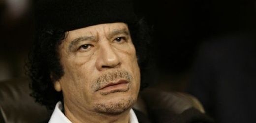 Muammar Kaddáfí prý prchá do Burkiny Faso.