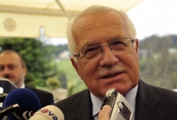 Prezident Václav Klaus ocenil zesnulého režiséra Otakara Vávru.