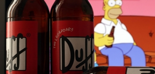 Finsko zakázalo prodej piva Duff, který miluje Homer Simpson ze slavného seriálu.