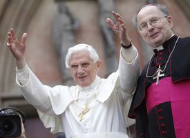 Papež s biskupem erfurtským.