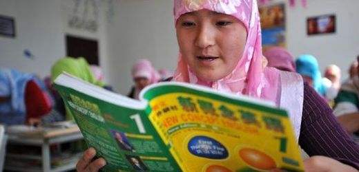 Muslimská studentka v Číně.