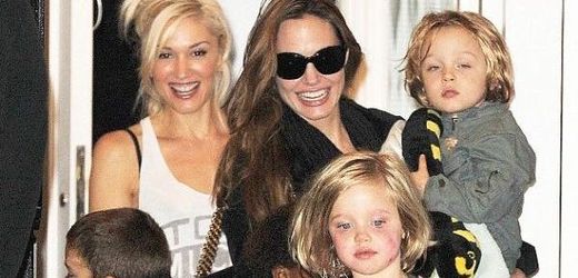 Zleva Gwen Stefaniová, Angelina Jolie se synem Knoxem a dcerou Shiloh.