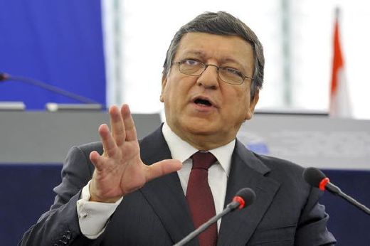 Šéf EK Barroso nechce Řeky mimo eurozónu.