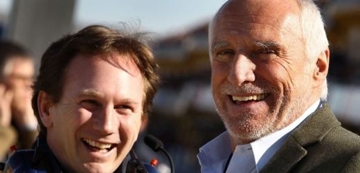Majitel Red Bullu Dietrich Mateschitz (vpravo) s týmovým šéfem Christianem Hornerem.