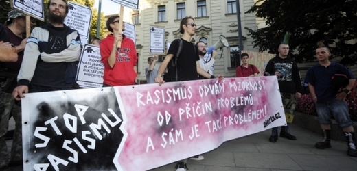 V Praze protestovali odpůrci rasismu.
