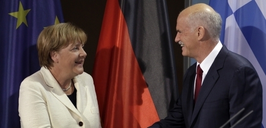 Německá kancléřka Angela Merkelová a řecký premiér Georgios Papandreu.