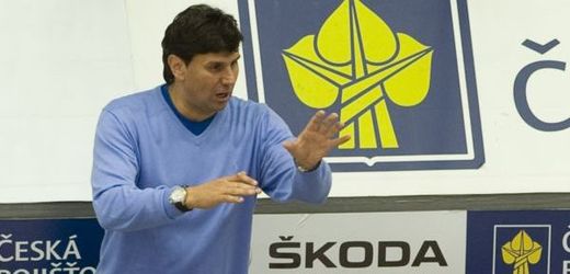 Kouč Slavie Vladimír Růžička nešetří kritikou vlastního týmu.