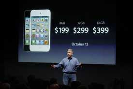 Bez show se to neobejde. Apple představuje "pětku".