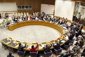 Rada bezpečnosti OSN jedná o syrské rezoluci.
