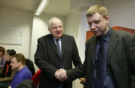 Zdeněk Šámal (vlevo) s Otakarem Černým při předchozím působení v ČT.