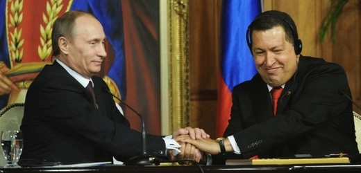 Putin letos v dubnu u Cháveze před diagnostikováním rakoviny.