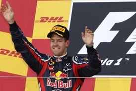 Stejně jako loni kraloval i letos Vettel šampionátu formule 1.