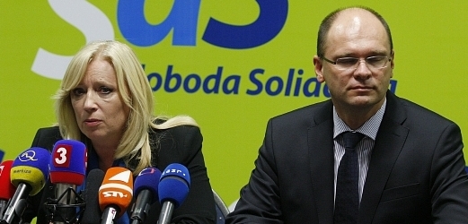 Premiérka Iveta Radičová a předseda parlamentu a strany Svobody a solidarita (SaS) Richard Sulík.