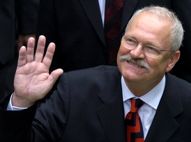 Prezident Ivan Gašparovič se rozhodl Radičové 
kabinet odvolat.