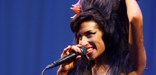 Zpěvačka Amy Winehouseová.
