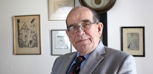 Bývalý český ombudsman Otakar Motejl zemřel v květnu 2010.