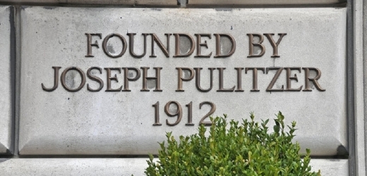 Univerzita pro žurnalisty byly založena rok po Pulitzerově smrti.