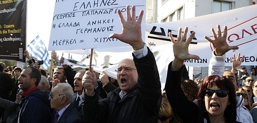 Většina Řeků podle průzkumů plán pomoci odmítá.