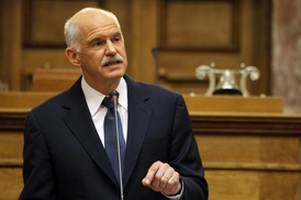 Trhy reagují na překvapivé pondělní rozhodnutí řeckého premiéra Jorgose Papandrea.