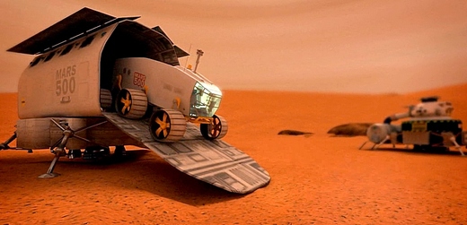 Po povrchu Marsu se astronauti projeli i v kosmickém vozítku.