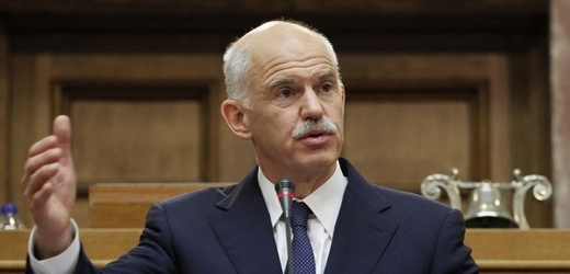 Jorgos Papandreu šokoval Evropu návrhem referenda, které zřejmě nebude. Padne v noci vláda?