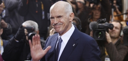 Jorgos Papandreu v čele přechodné vlády nezůstane.