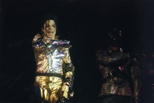 Michael Jackson při svém vystoupení.
