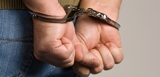 Muži hrozí za podvody až osm let vězení (ilustrační foto).
