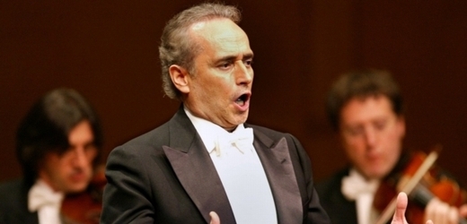 Slavný operní pěvec José Carreras.